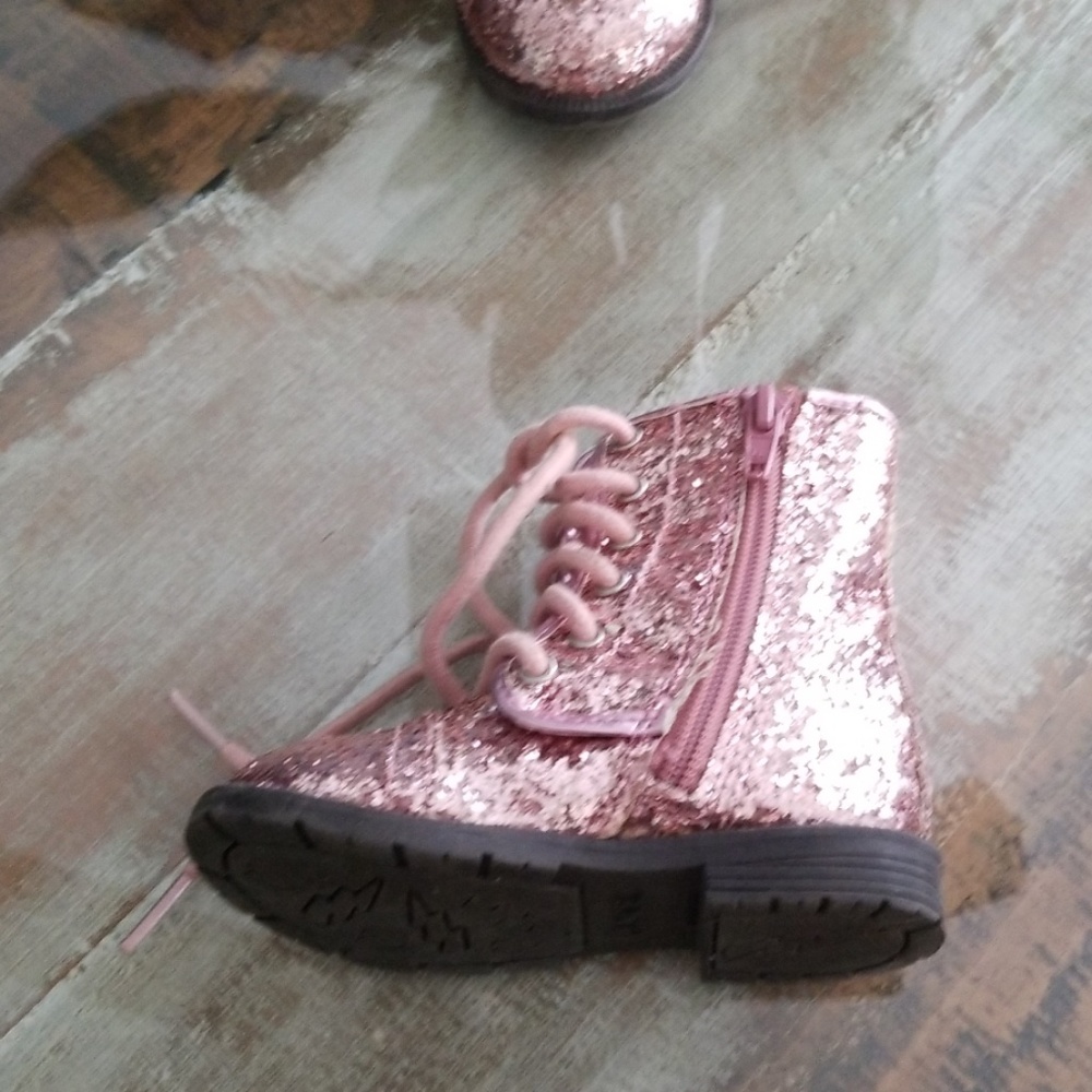 Boots - Picture 3 of 3